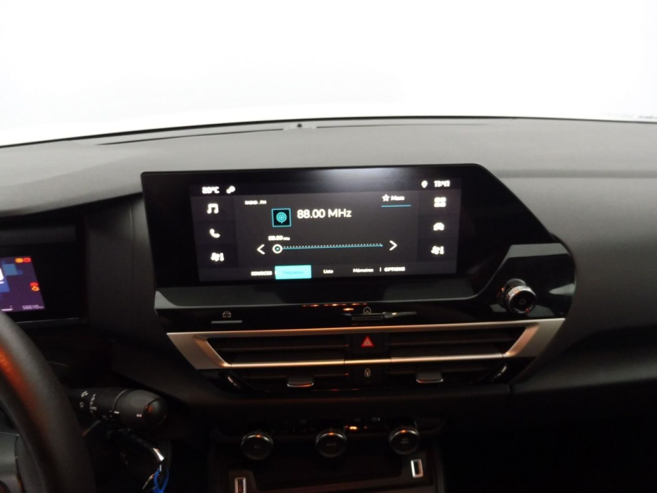 Mandataire Citroën C4 X 1.2 PURETECH 100 FEEL