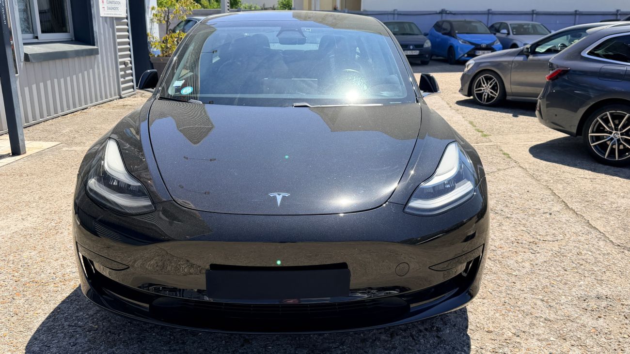 Mandataire TESLA MODEL 3 Standard Range Plus RWD