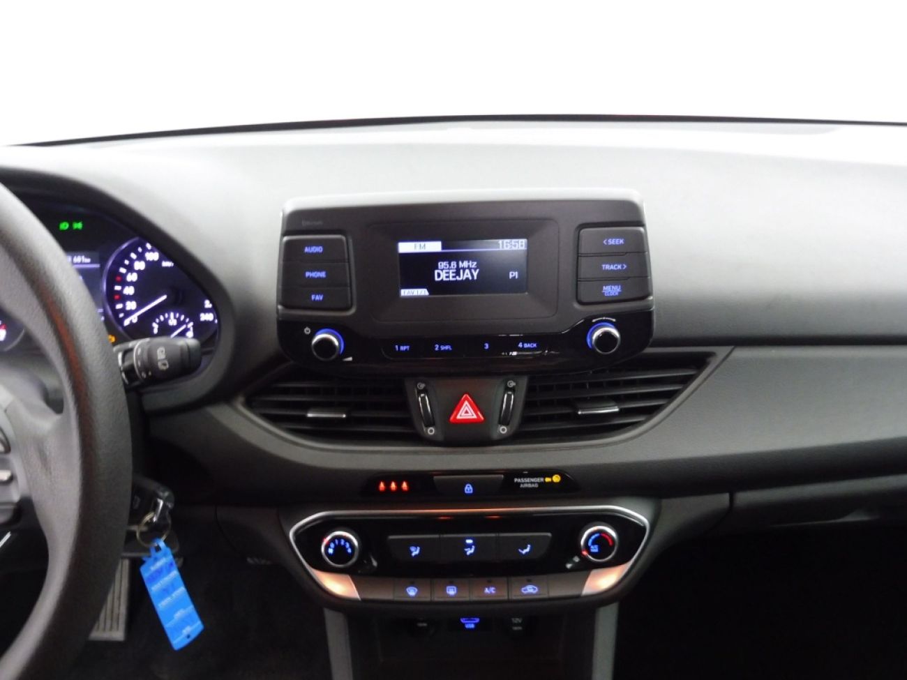 Mandataire Hyundai i30 1.5 DPI 110 CH