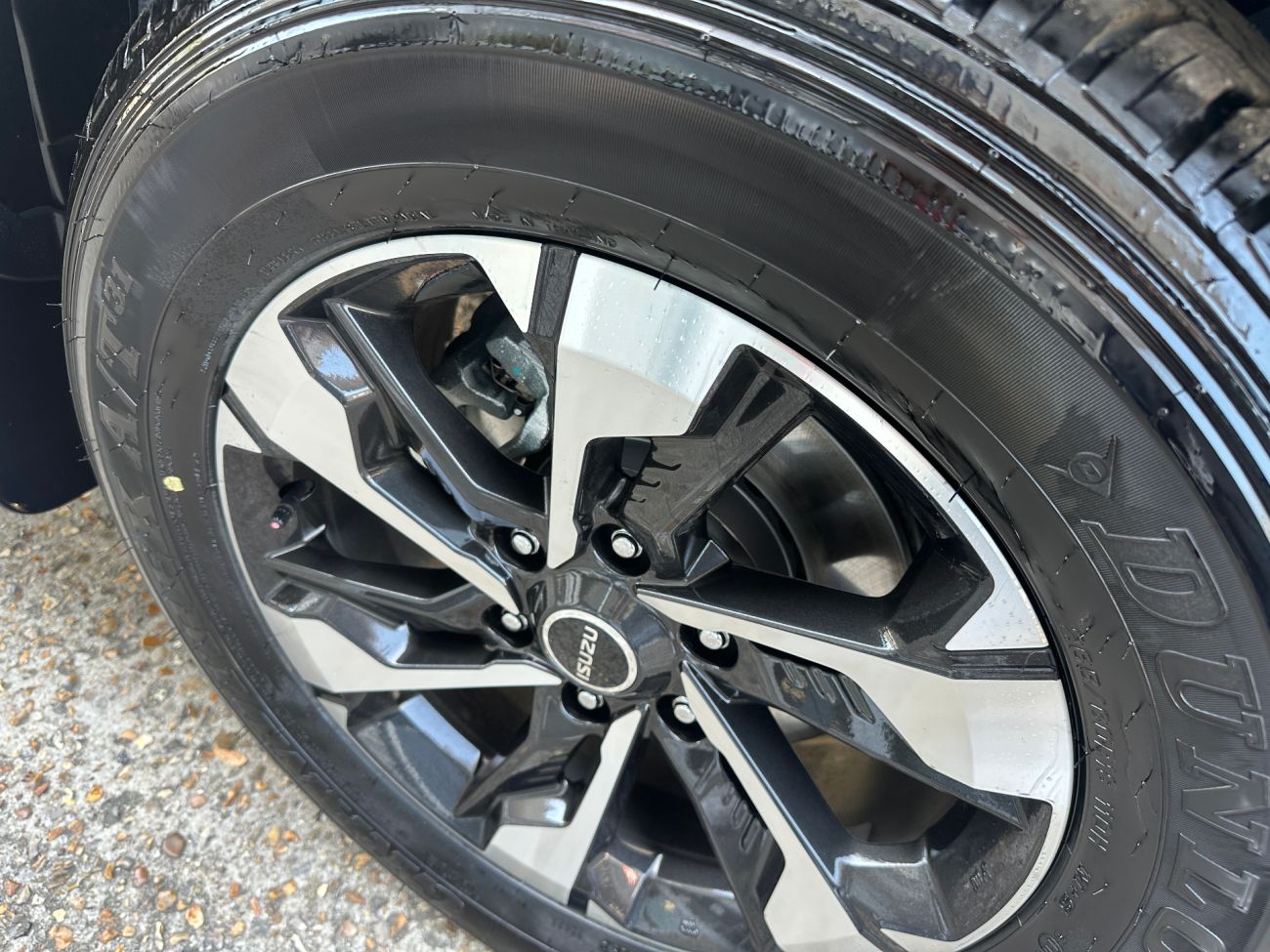 Mandataire ISUZU D-MAX NOUVEAU  2.2L SPACE PRESTIGE