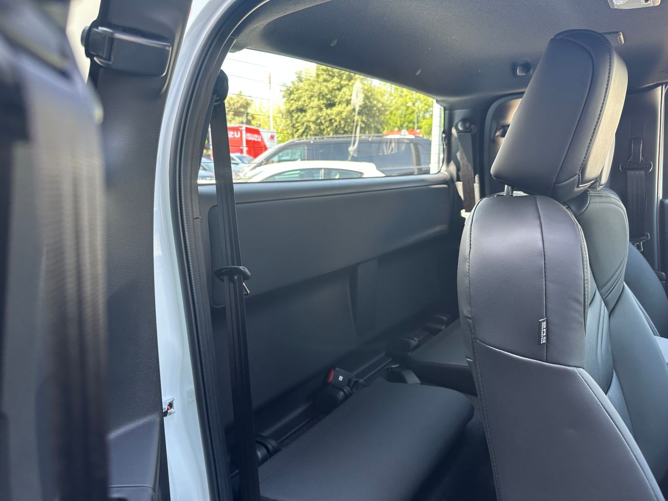 Mandataire ISUZU D-MAX NOUVEAU  2.2L SPACE PRESTIGE