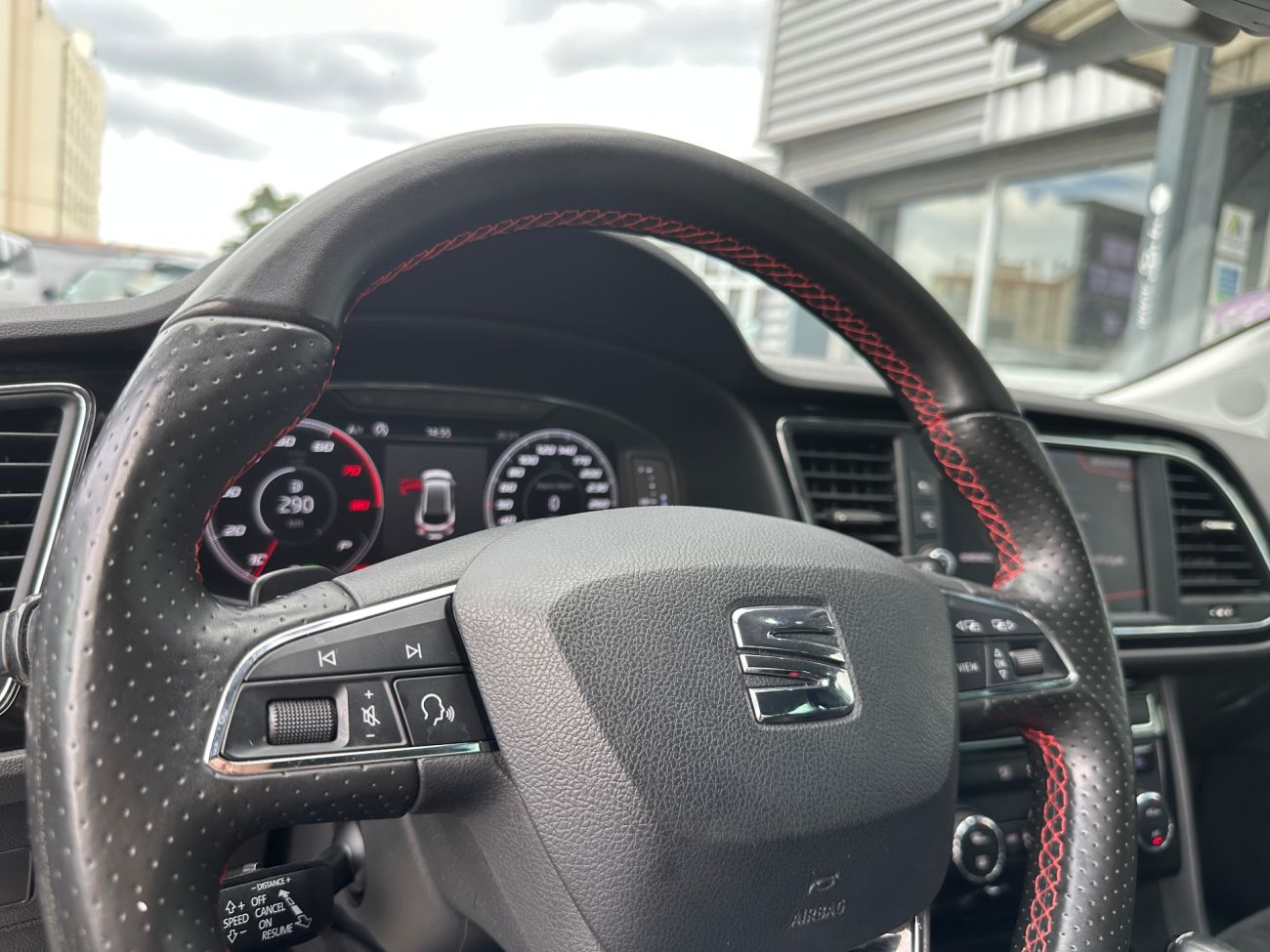 Mandataire Seat LEON ST 1.8 TSI 180 Start/Stop DSG7 FR