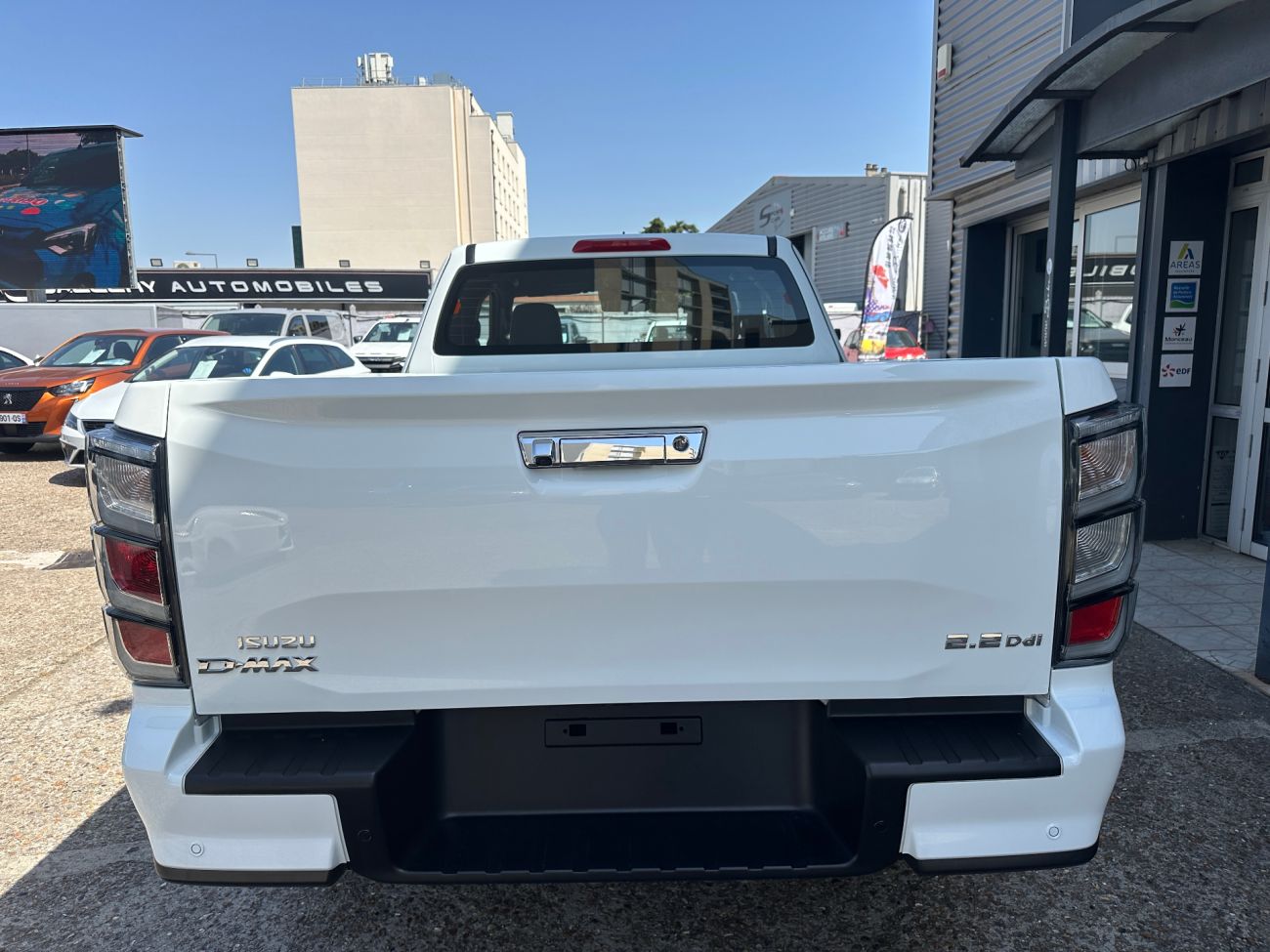 Mandataire ISUZU D-MAX NOUVEAU  2.2L SPACE PRESTIGE