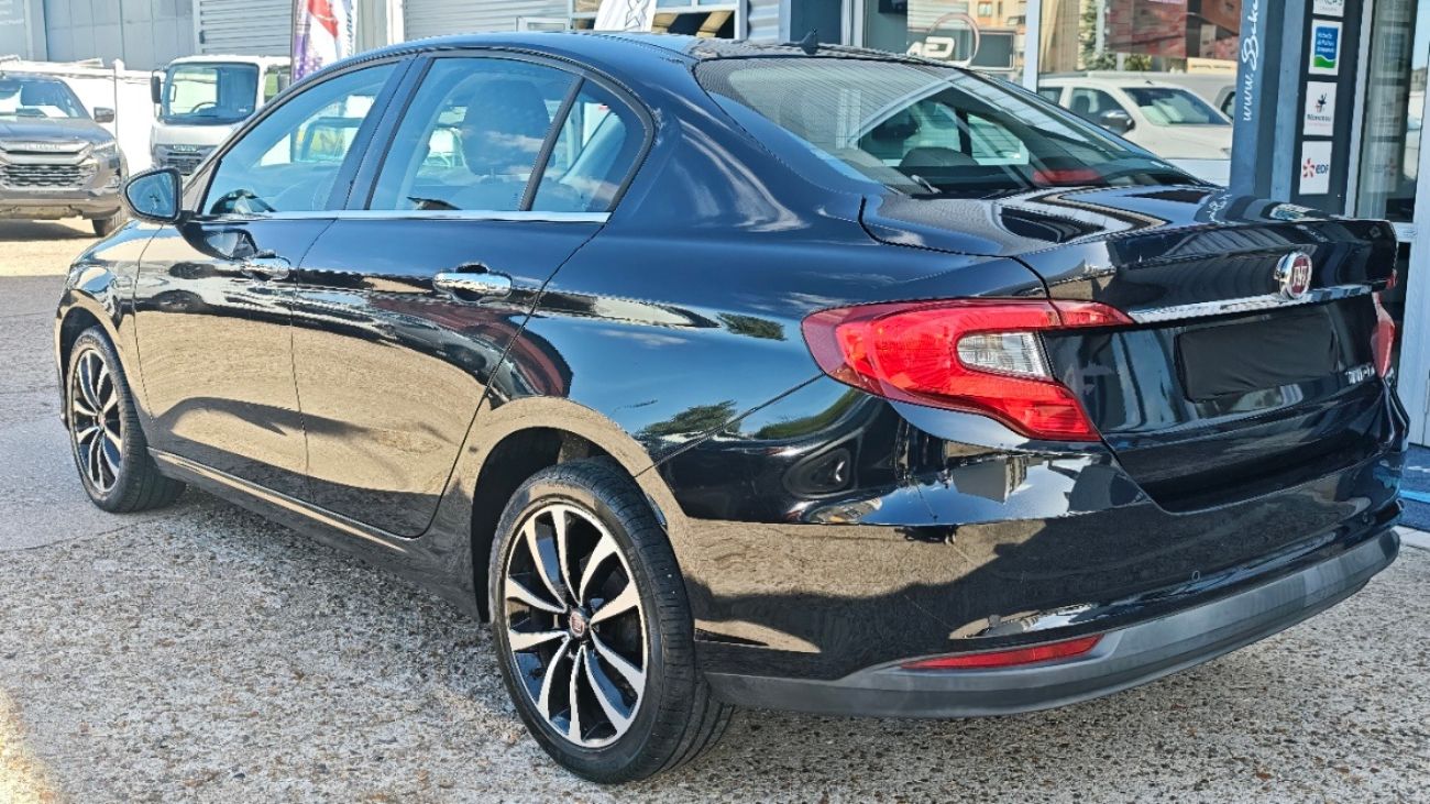 Mandataire FIAT TIPO 1.4 95 ch Easy