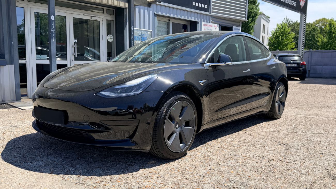 Mandataire TESLA MODEL 3 Standard Range Plus RWD
