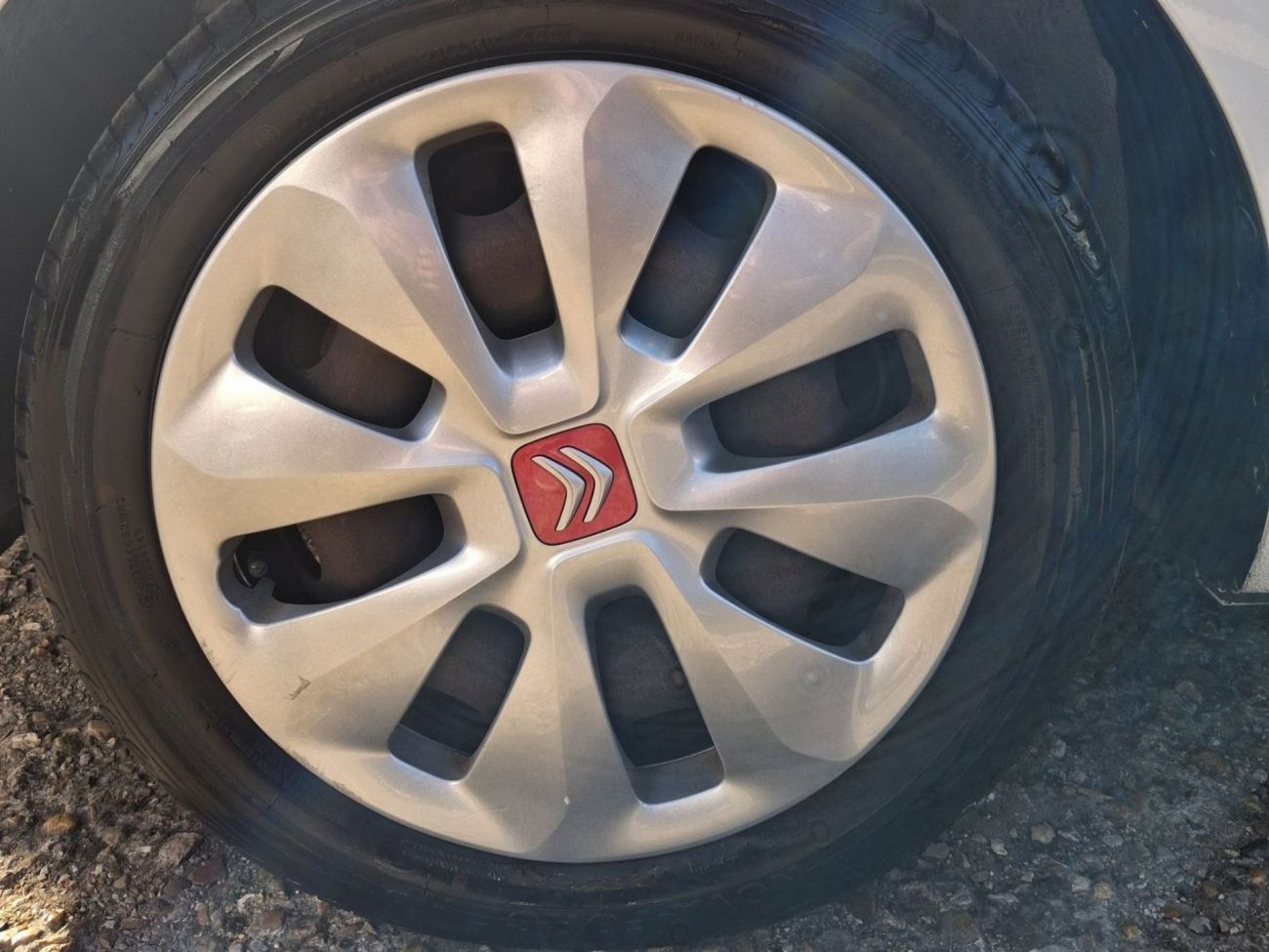 Mandataire Citroën C1 VTi 68 Mentos