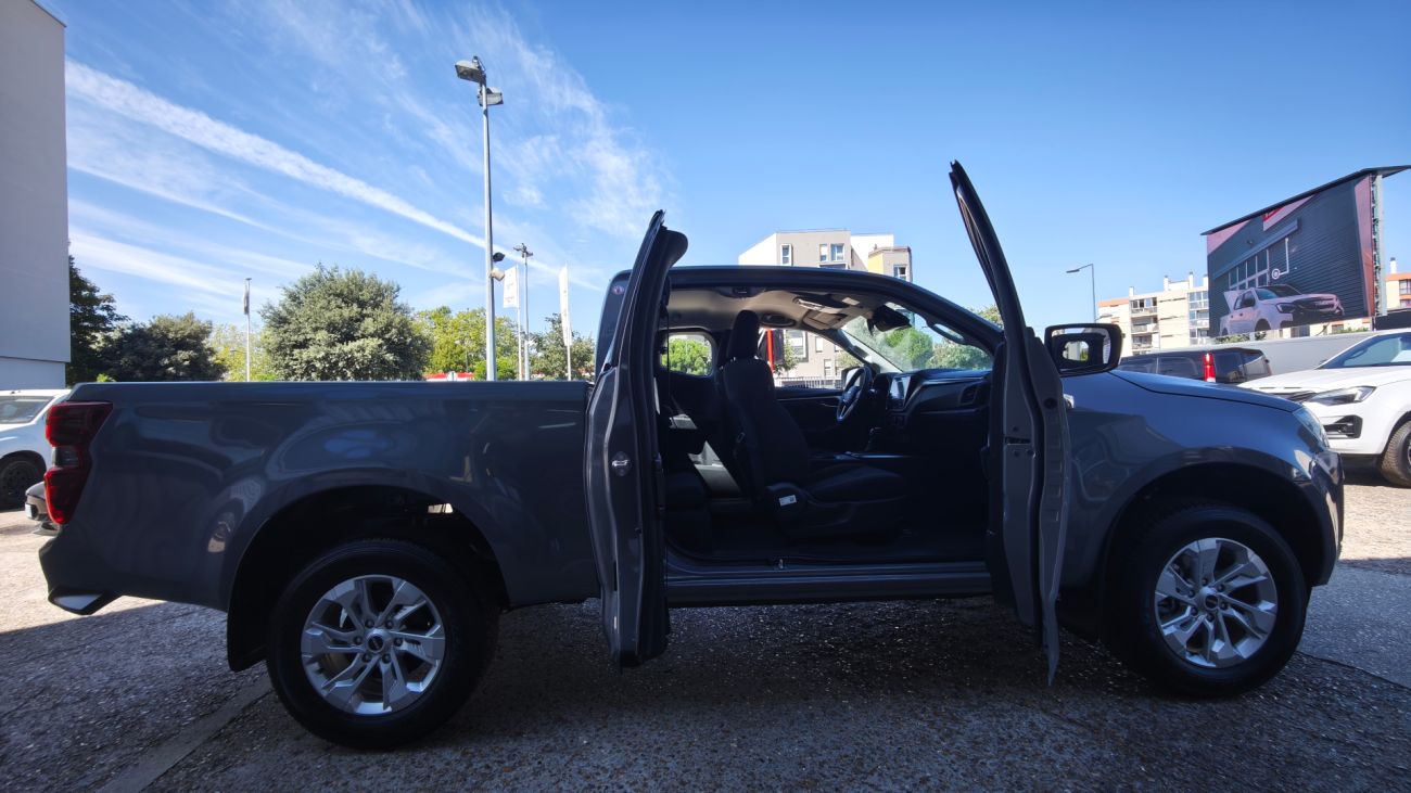 Mandataire ISUZU D-MAX SPACE EVOLUTION 2.2 DMS A/T 4x4 MY2026 Euro6e-bis