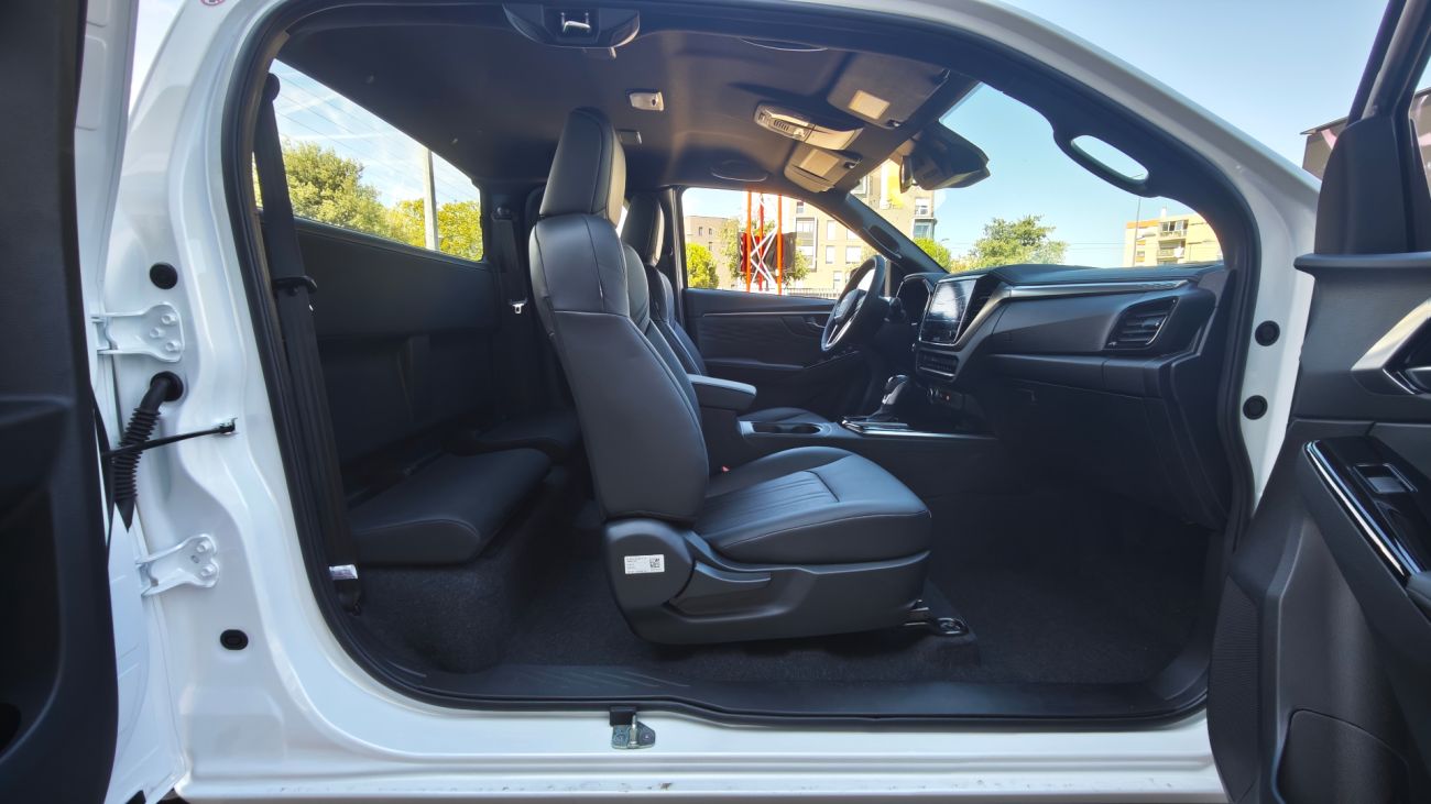 Mandataire ISUZU D-MAX NOUVEAU 2.2L SPACE PRESTIGE