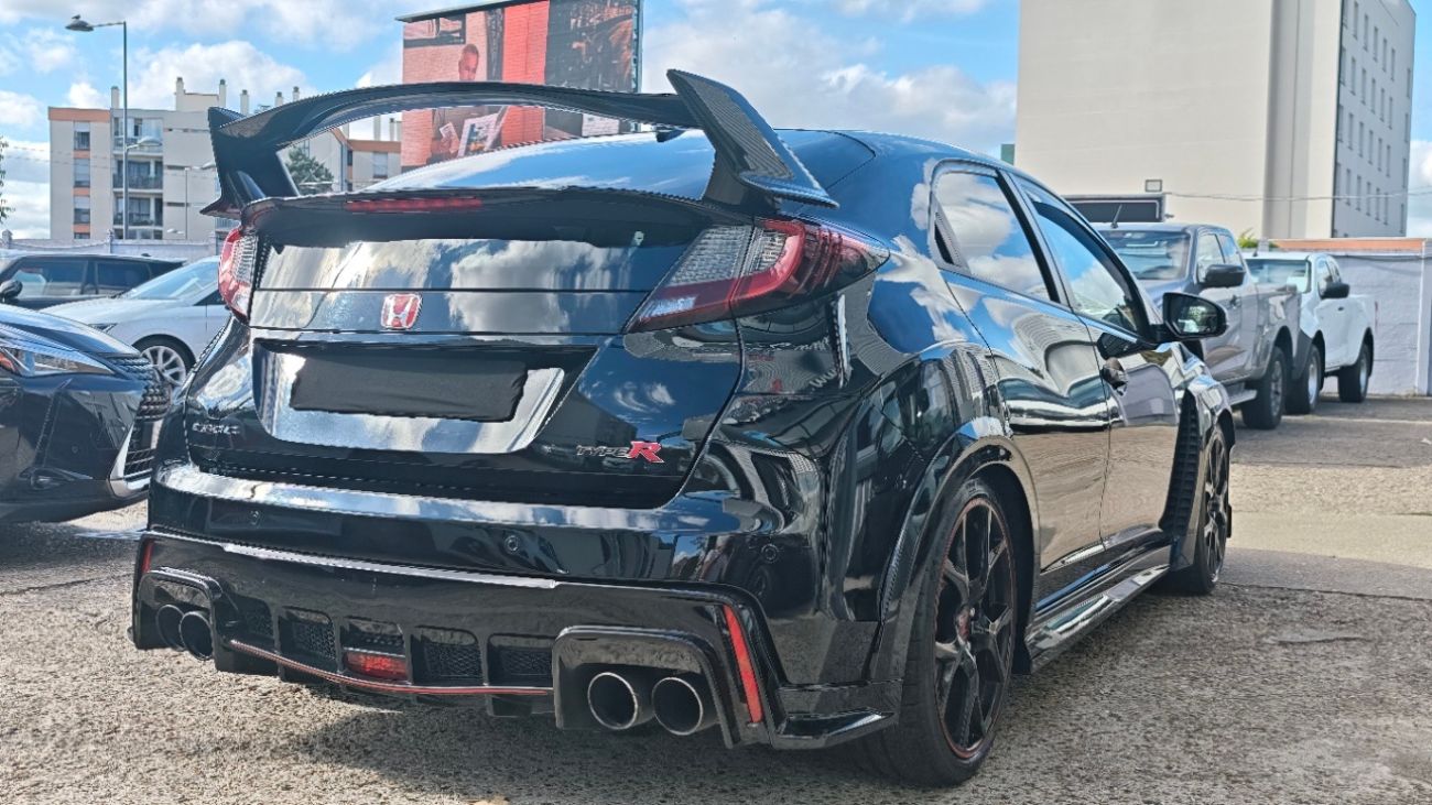 Mandataire HONDA CIVIC TYPE R 2.0 i-VTEC Type R GT FK2#06350