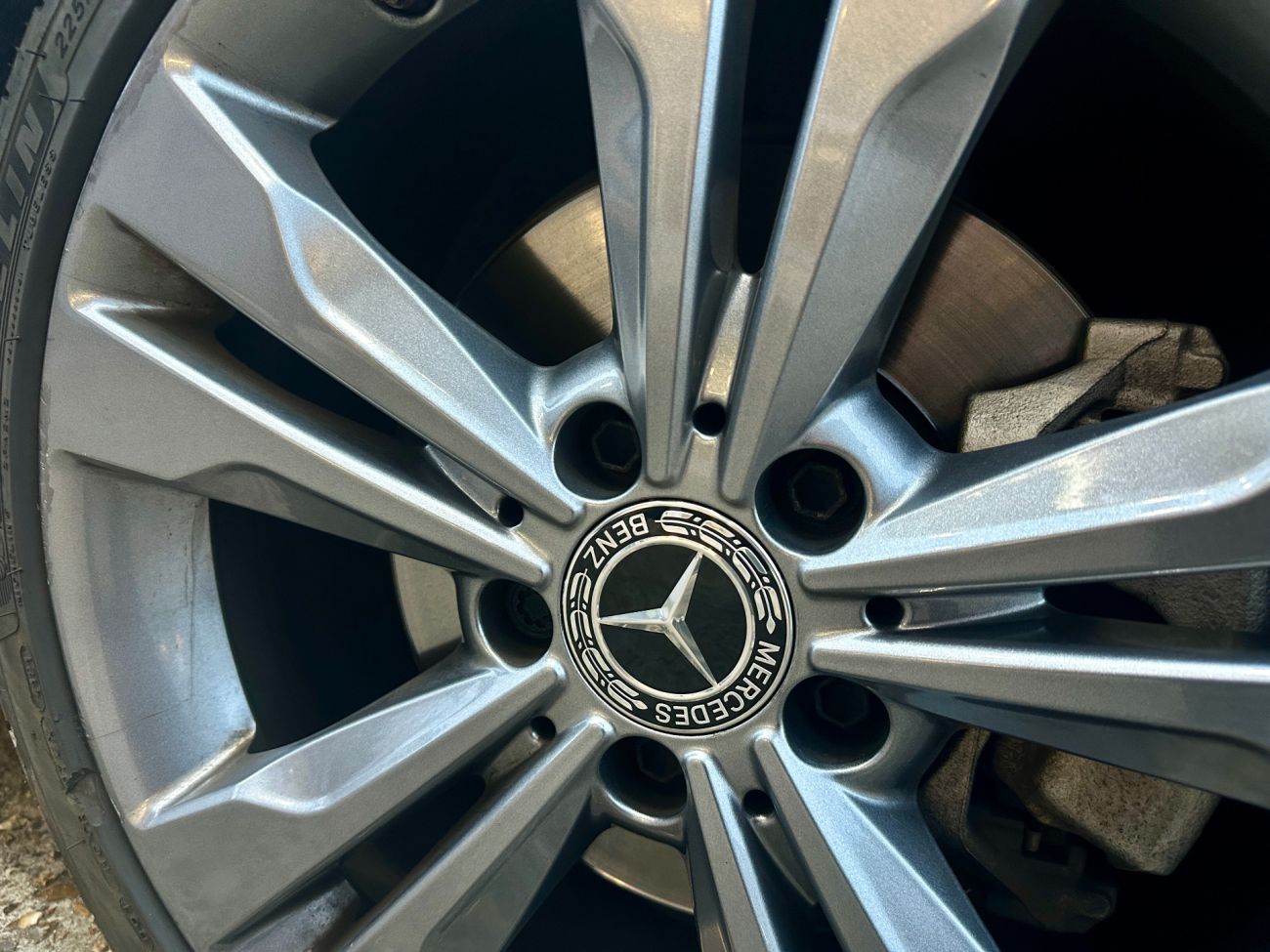 Mandataire MERCEDES-BENZ CLA 200 d 7G-DCT Sensation